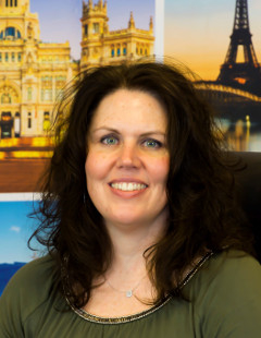 Lori Corless - Central Holidays Central Holidays Appoints Lori Corless